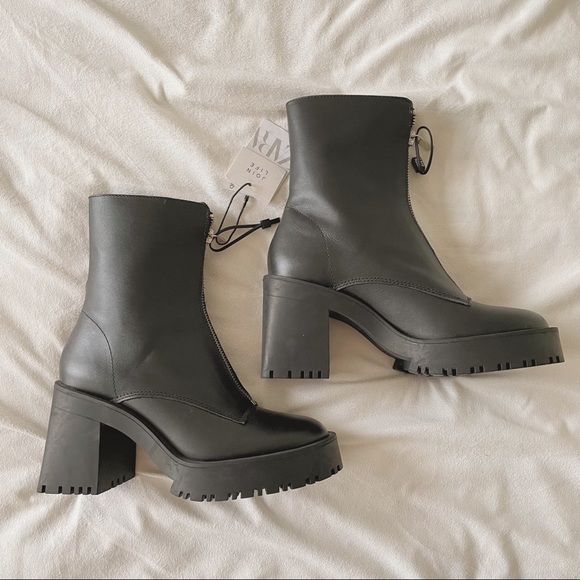 ZARA Zippered Leather Heeled Boots - Picture 7 of 14